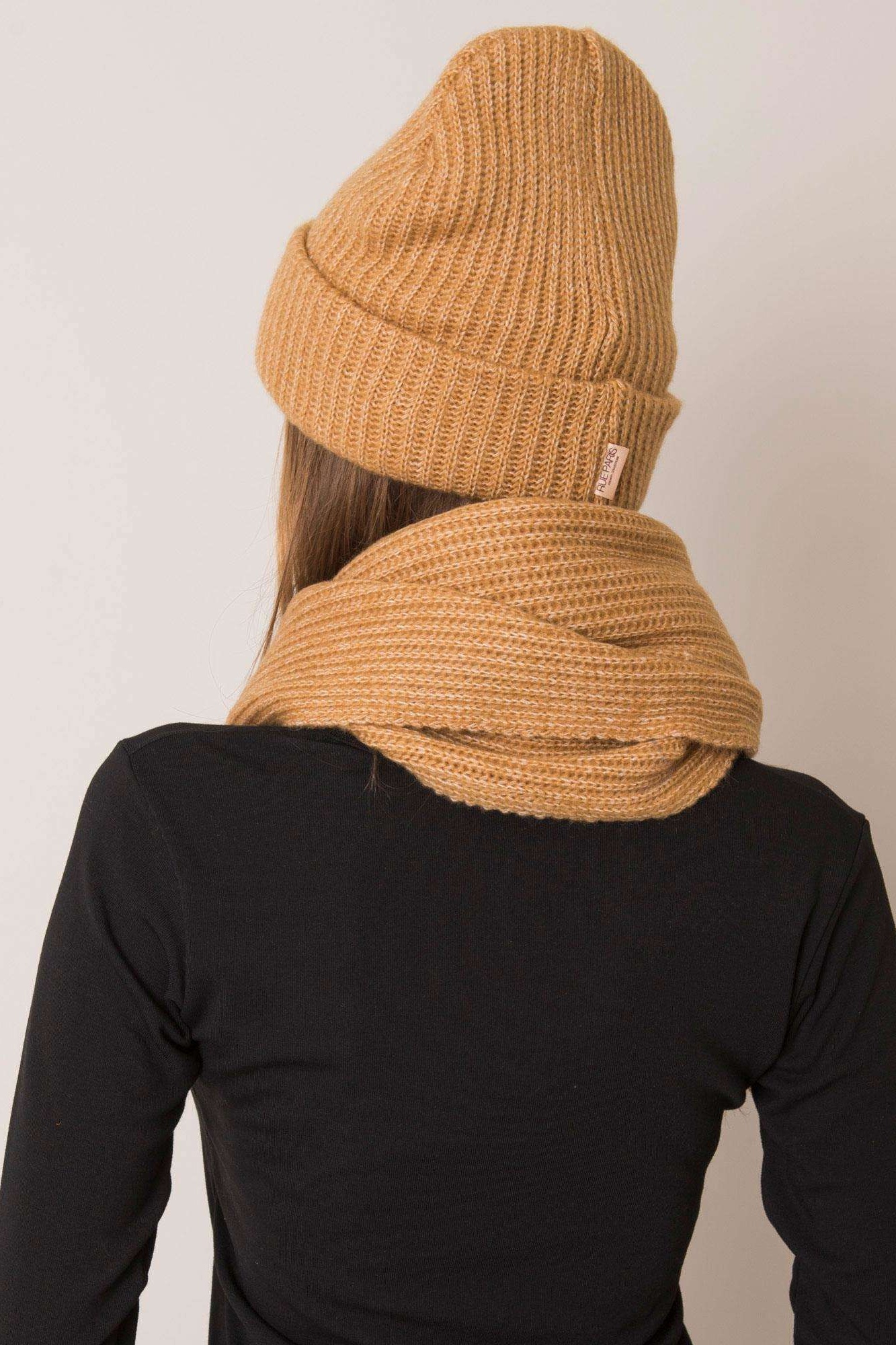 Dámsky zimný komplet púdrový