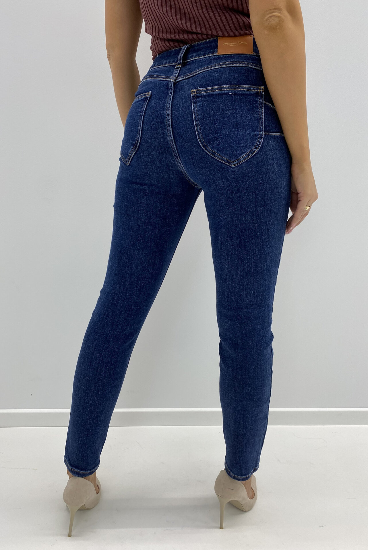 Tmavomodré rifle Tenesy