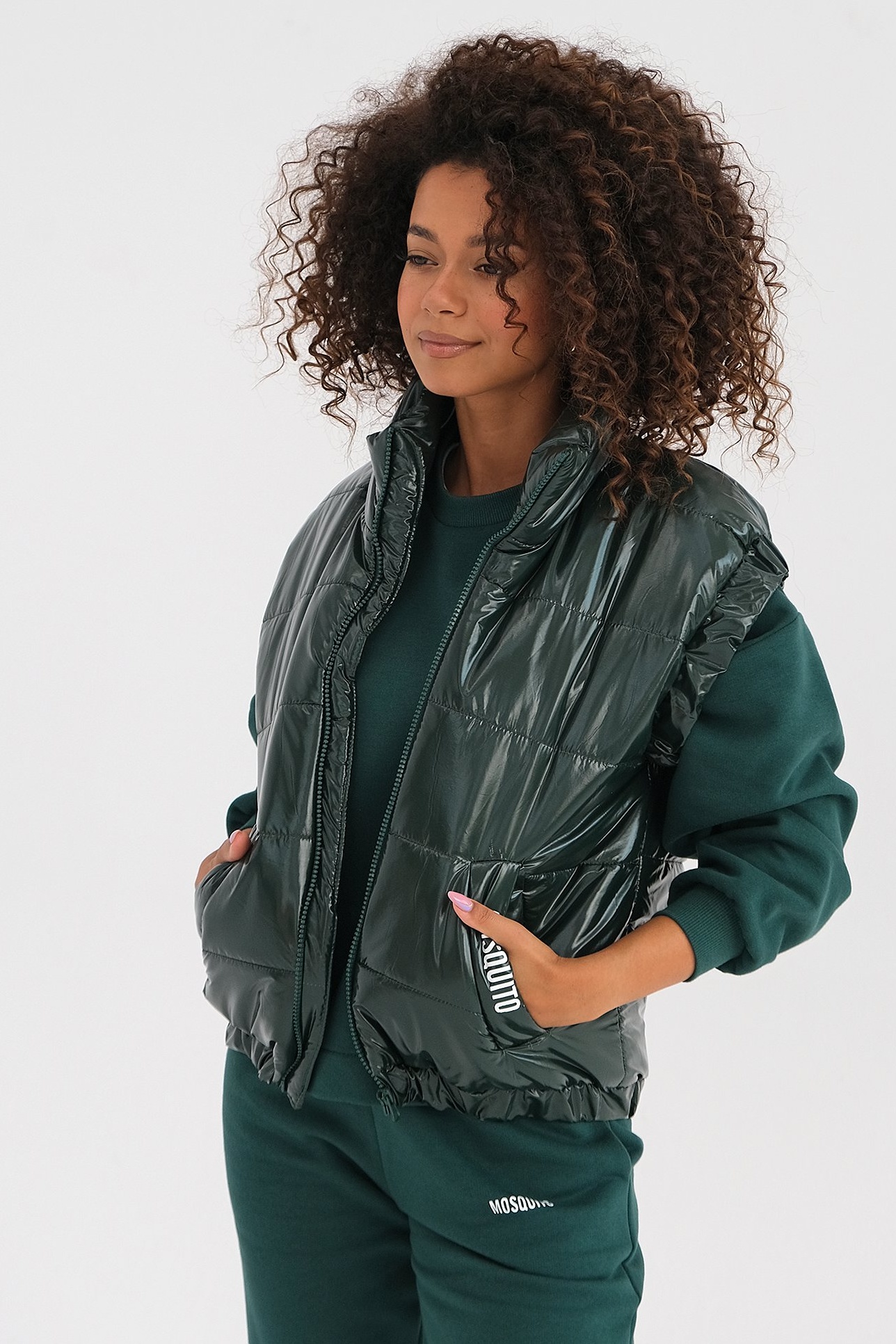 Prešívaná vesta Abi tmavozelená