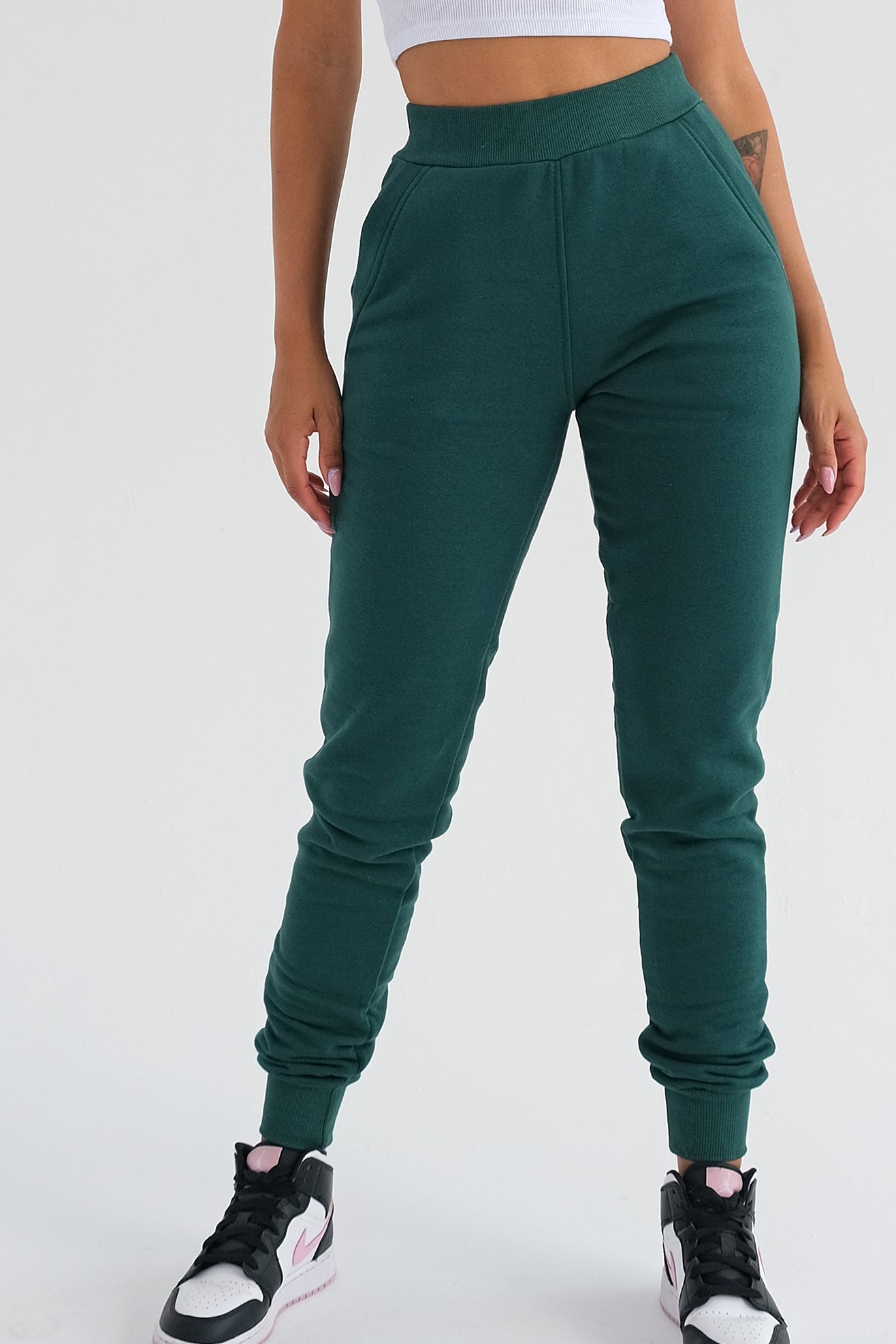 Tmavozelené tepláky Venice