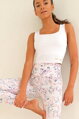 Biely top Simple