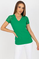 Zelené tričko s krajkovaným rukávom