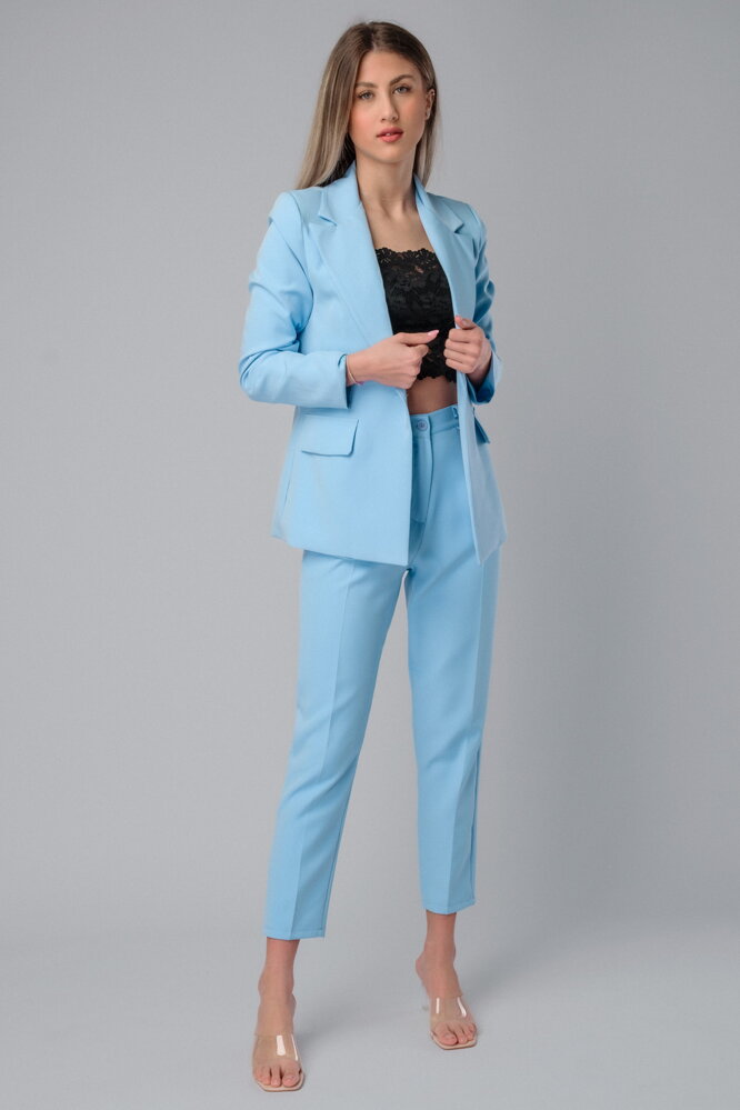 Svetlomodrý elegantný kostým Camilla Svetlomodrý elegantný kostým Camilla