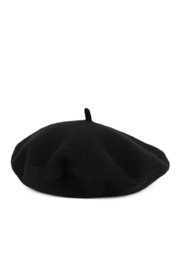 Čierna baretka Beria