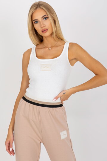 Biely top Lulla