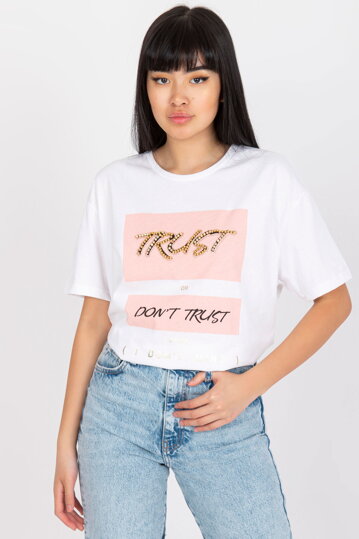 Biele tričko s nápisom Trust