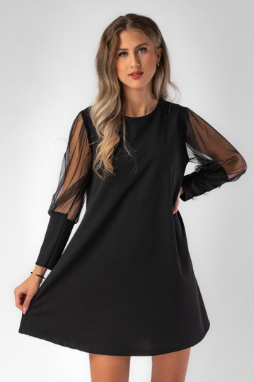 Čierne šaty s transparentným rukávom