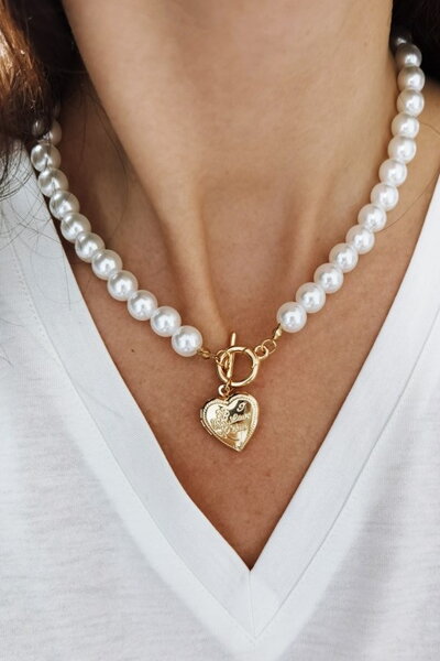 Perlový náhrdelník so srdiečkom