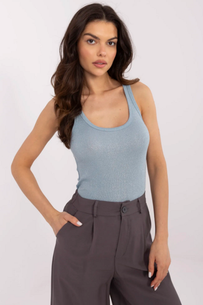 Bledomodrý basic top