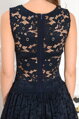 Tmavomodré krajkované šaty Lace Swan